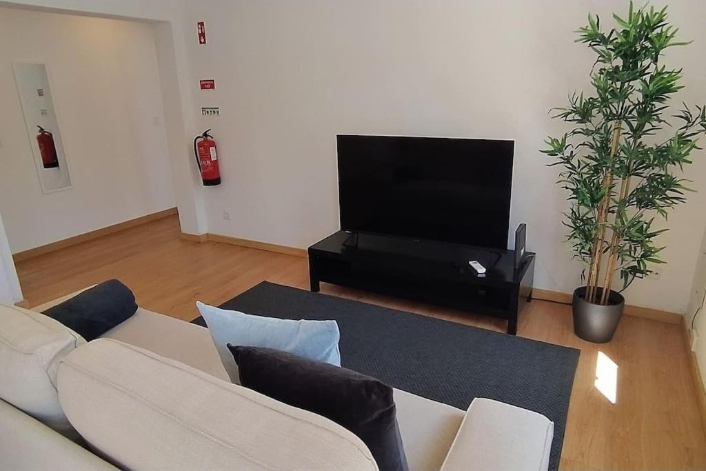 Lisboa/City/Sunny Apar/Metro/Airport/Wifi/Air Cond Extérieur photo